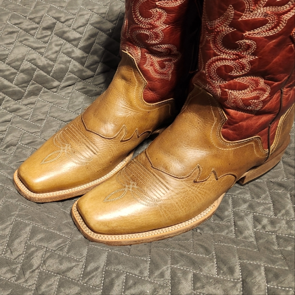 J.B. Dillon leather Coyboy boots 10D JBR2003